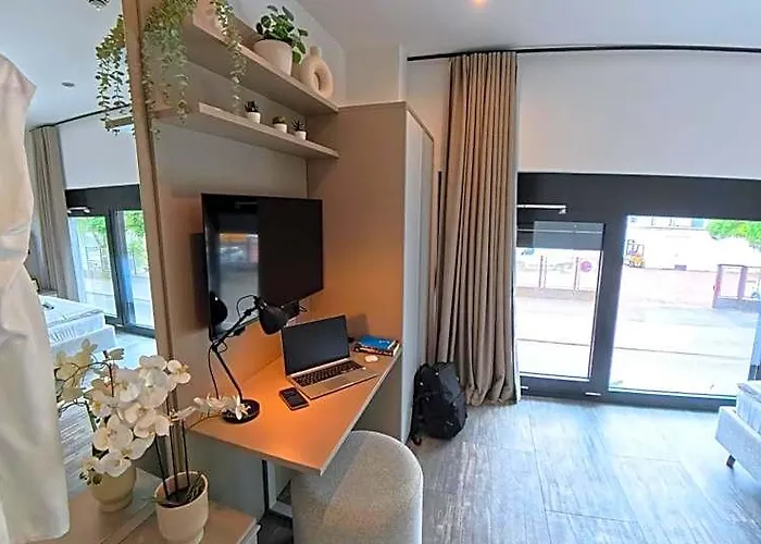 Hotel Novera *